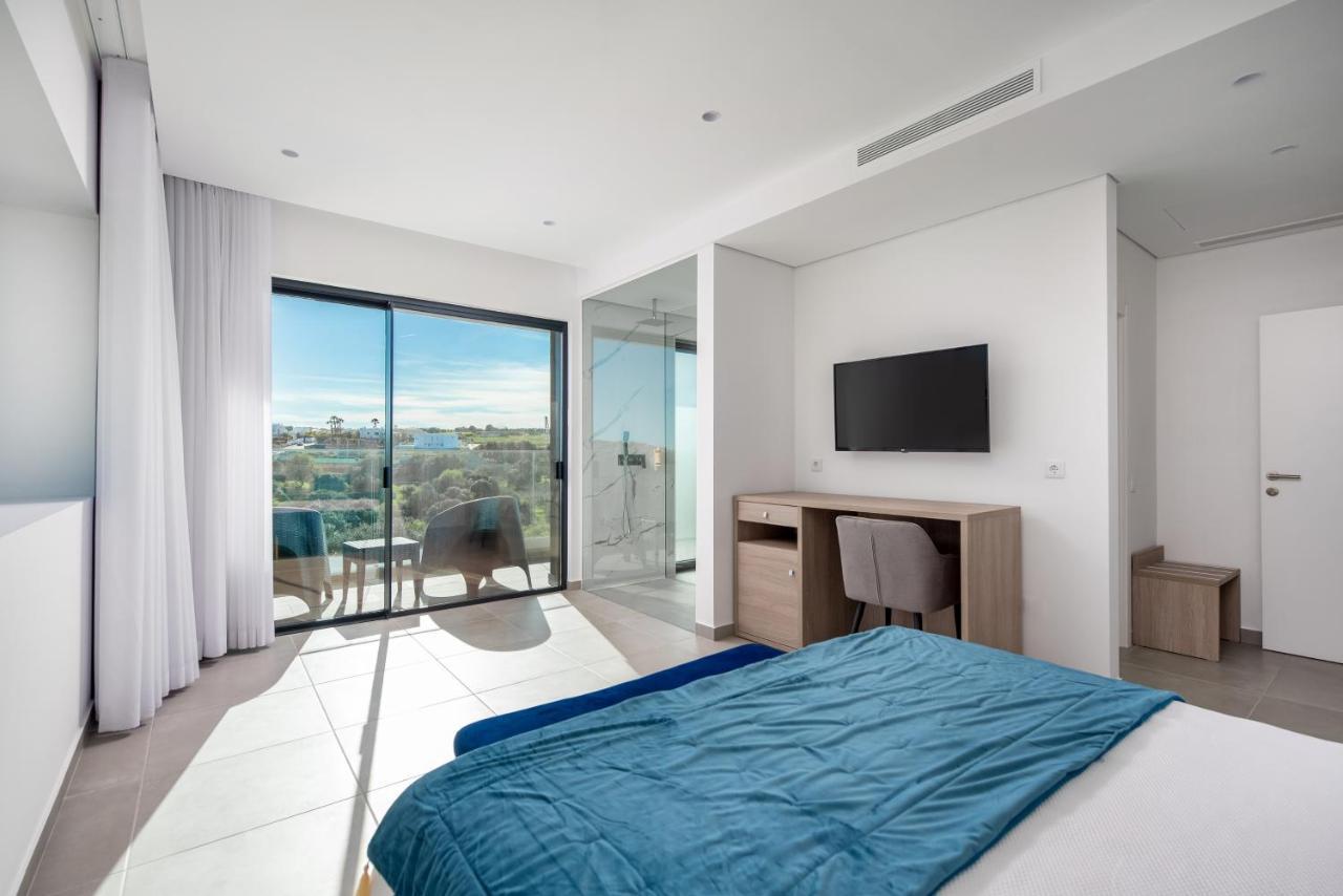 לאגוּ‏ש Vila Luna B&B מראה חיצוני תמונה