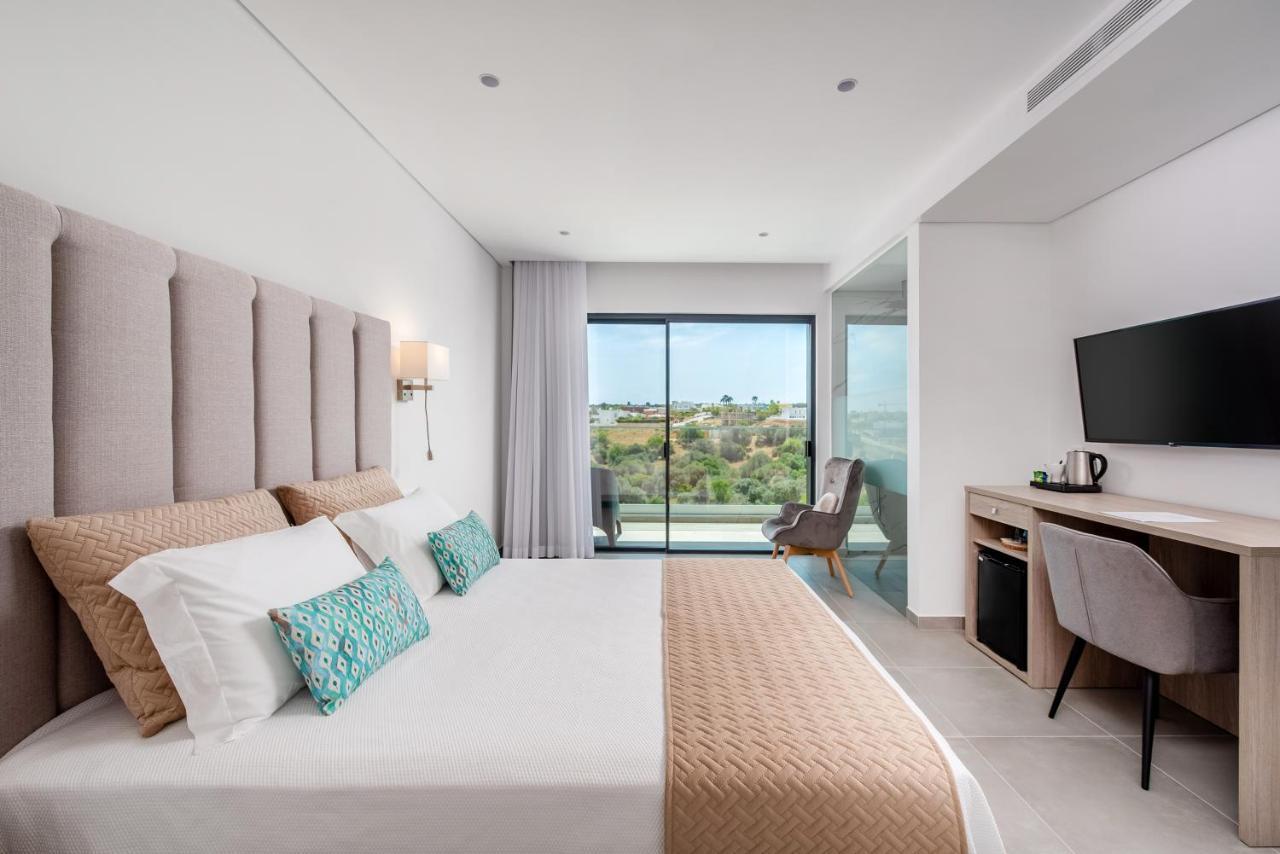 לאגוּ‏ש Vila Luna B&B מראה חיצוני תמונה